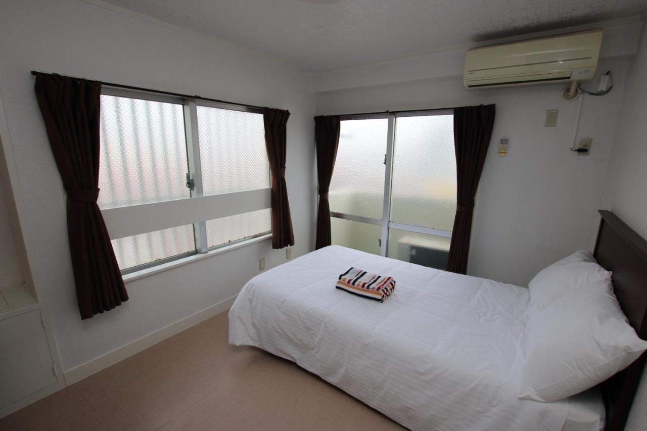 Seven House Urasoe Hotel Bagian luar foto